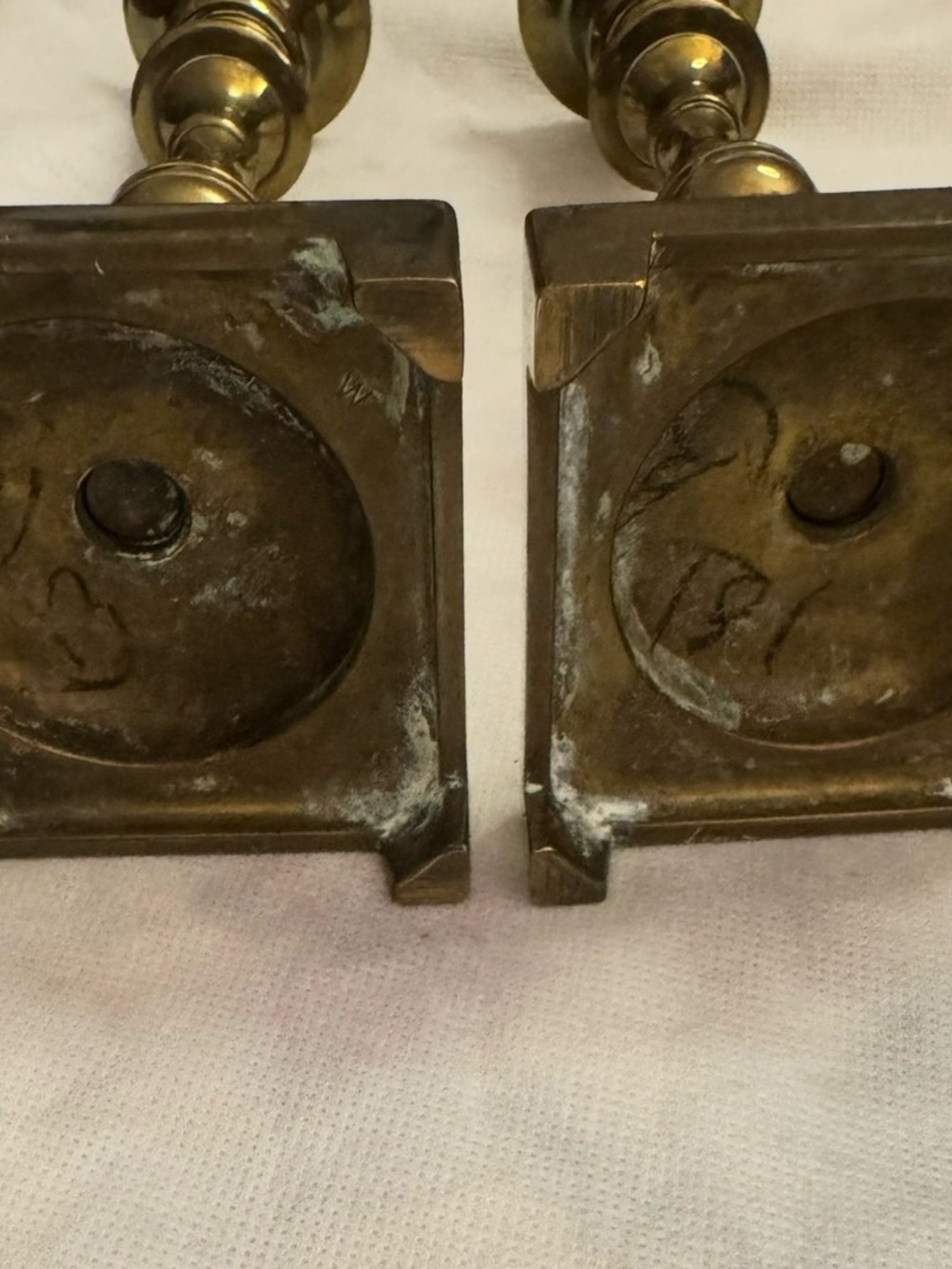 Brass Candlestick Pair - Vintage solid brass candlestick holders - Picture 2 of 2